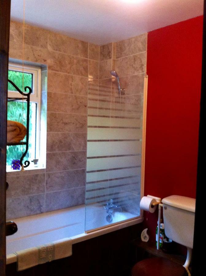 Five Saints Farmhouse B&B Pumpsaint Esterno foto