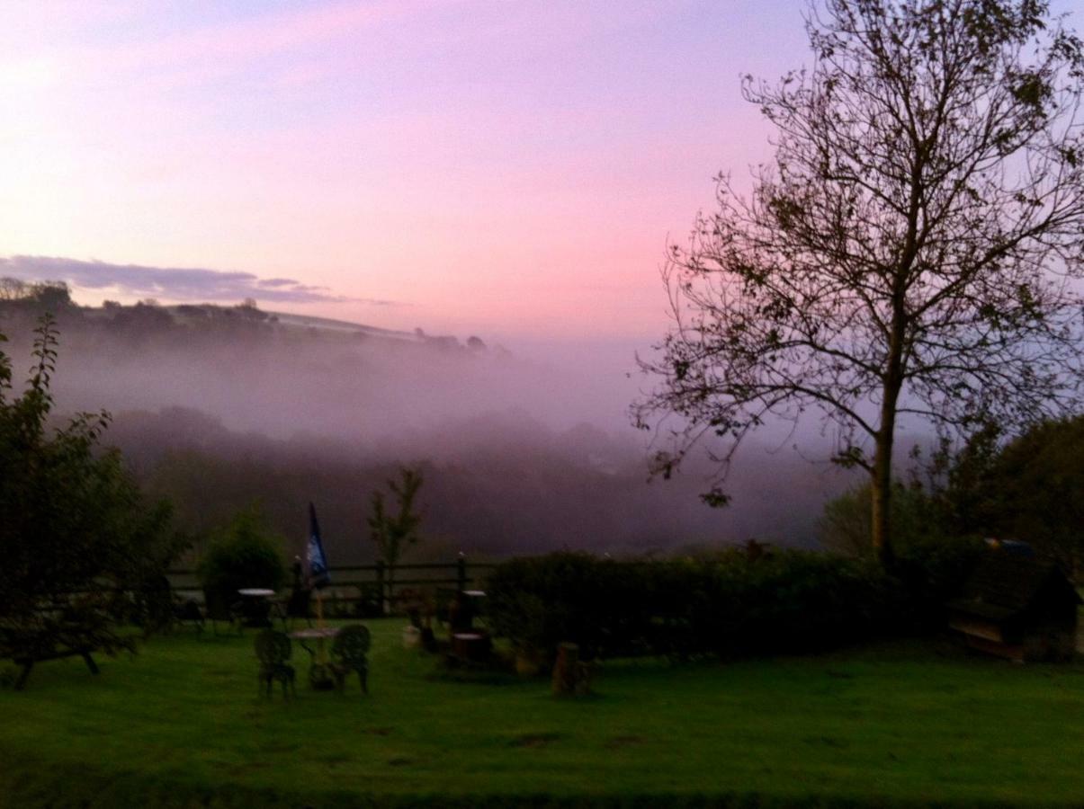 Five Saints Farmhouse B&B Pumpsaint Esterno foto